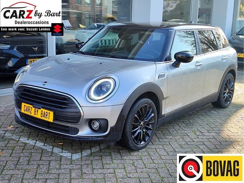 Grijs Gebruikt 2023 Mini Cooper Clubman Classic Stationwagen | € 27.445 (Goede deal) - Afbeelding 1/4