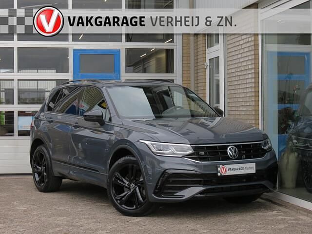 Grijs Gebruikt 2021 VW Tiguan Business+ SUV | € 36.950 - Afbeelding 1/4