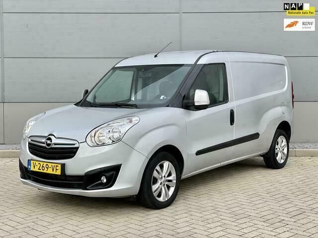 Grijs Gebruikt 2018 Opel Combo Sport MPV | € 10.450 (Duur) - Afbeelding 1/4