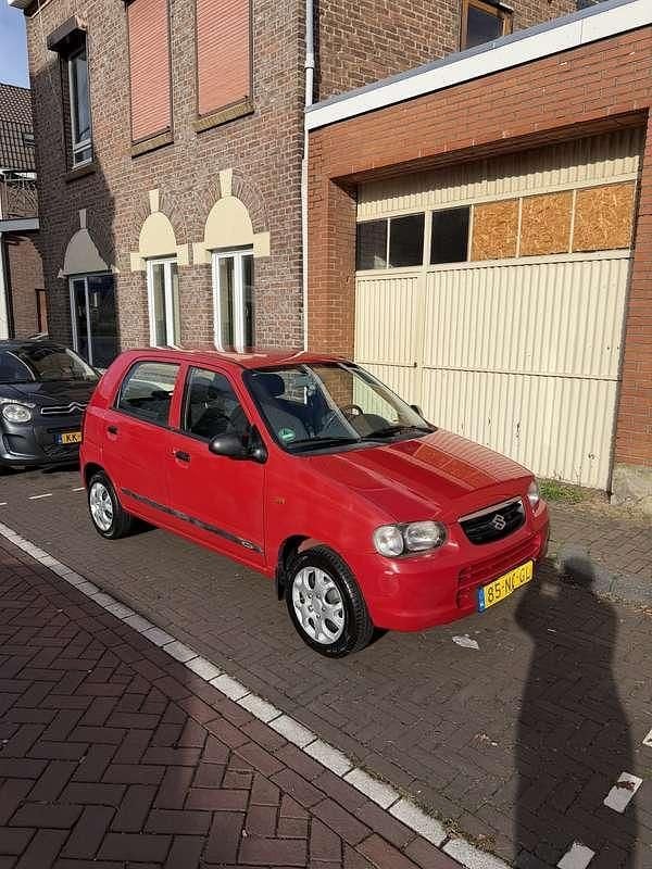 Rood Gebruikt 2003 Suzuki Alto GLS Hatchback | € 3.500 (Duur) - Afbeelding 1/4