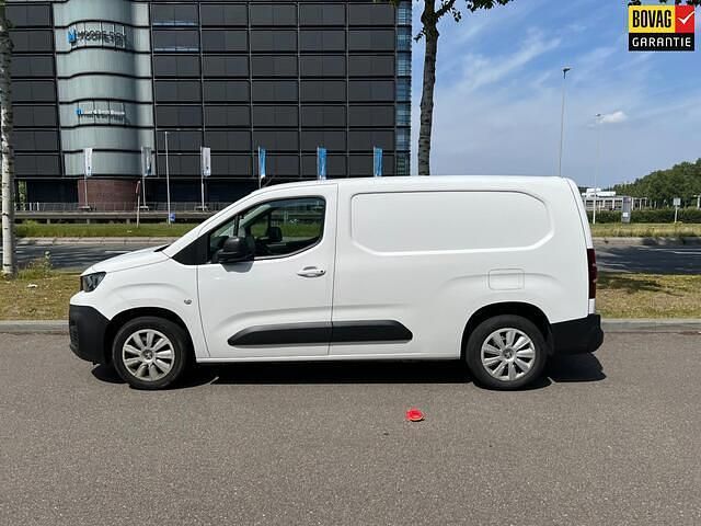 Wit Gebruikt 2020 Peugeot Partner Premium Van | € 11.990 (Eerlijke prijs) - Afbeelding 1/4