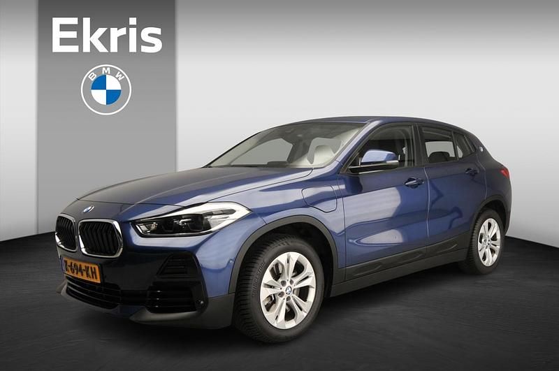 Phytonicblau metallic (blauw metallic) Gebruikt 2021 BMW X2 Executive SUV | € 24.900 (Goede deal) - Afbeelding 1/4