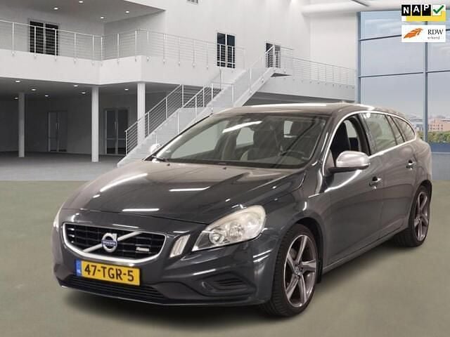 Grijs Gebruikt 2012 Volvo V60 R-Design Stationwagen | € 4.950 (Super prijs) - Afbeelding 1/4