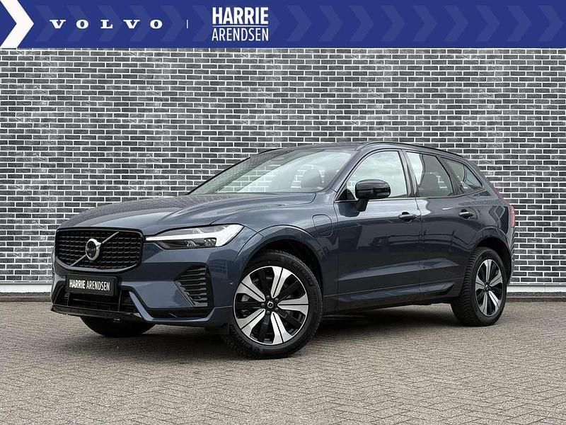 Blauw, metallic lak Gebruikt 2024 Volvo XC60 Plus SUV | € 54.899 (Eerlijke prijs) - Afbeelding 1/4