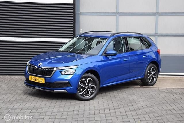 Blauw Gebruikt 2021 Skoda Kamiq Sport SUV | € 19.700 (Eerlijke prijs) - Afbeelding 1/4