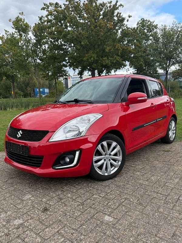 Gebruikt 2015 Suzuki Swift Comfort Hatchback | € 9.250 (Goede deal) - Afbeelding 1/4