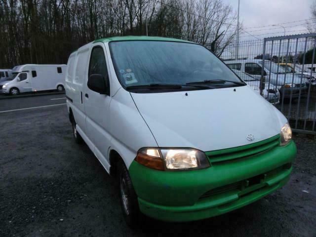 Occasion Toyota HiAce 78 PK (57 kW) 1977 Wit Van