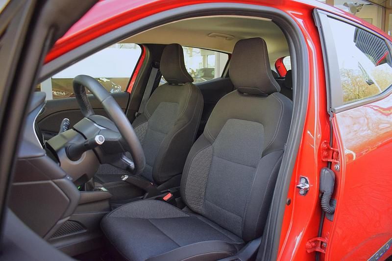 Occasion Renault Clio V Zen 2020 Rood Hatchback