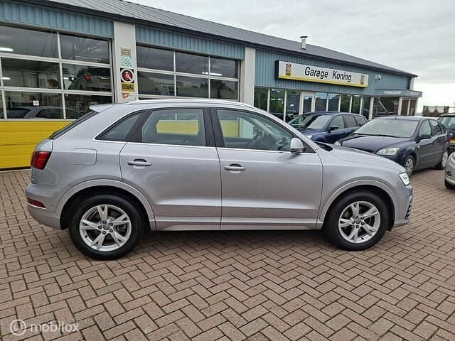 Zilver Gebruikt 2018 Audi Q3 Sport SUV | € 22.950 (Eerlijke prijs) - Afbeelding 1/3
