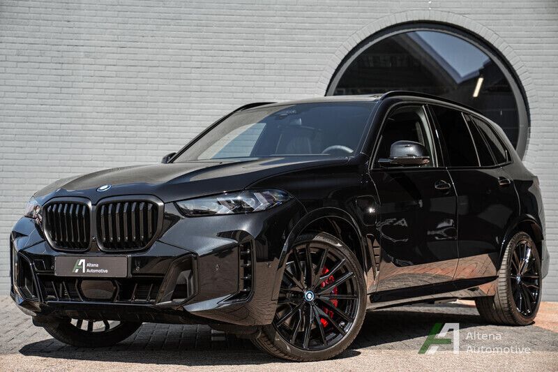 Grijs Nieuw 2025 BMW X5 Comfort Edition SUV | € 122.950 (Iets duurder) - Afbeelding 1/4