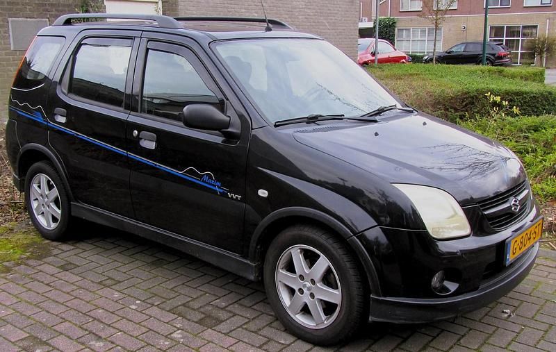 Zwart (metallic) Gebruikt 2005 Suzuki Ignis Exclusive Hatchback | € 2.450 - Afbeelding 1/4