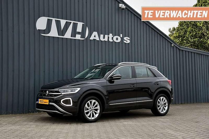 Zwart Gebruikt 2024 VW T-Roc Sport SUV | € 30.750 (Goede deal) - Afbeelding 1/1