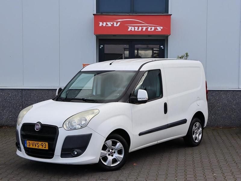 Gebruikt 2012 Fiat Doblò MPV | € 2.999 (Eerlijke prijs) - Afbeelding 1/4