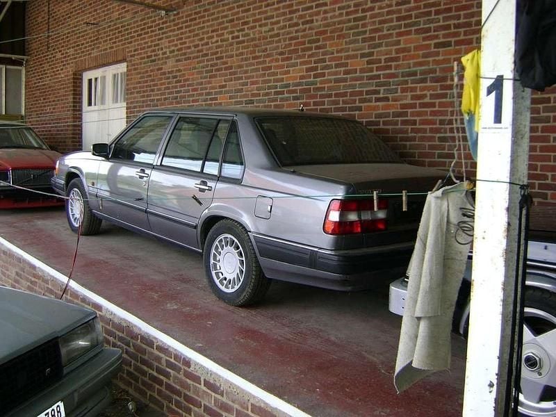 Grijs Occasion 1992 Volvo 960 Sedan | € 5.500 - Afbeelding 1/4