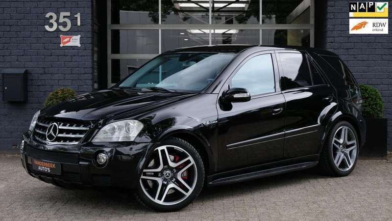 Zwart, metallic lak Gebruikt 2007 Mercedes ML63 AMG AMG SUV | € 21.950 - Afbeelding 1/4