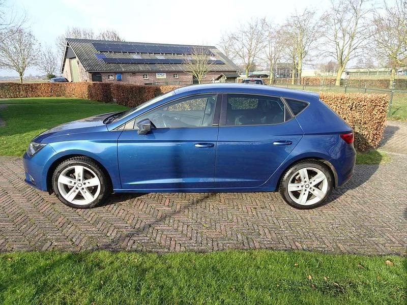 Occasion Seat Leon 160 PK (117 kW) 2016 Blauw Hatchback