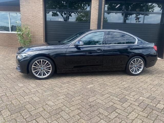 Occasion BMW 330 Executive 184 PK (135 kW) 2016 Zwart Sedan