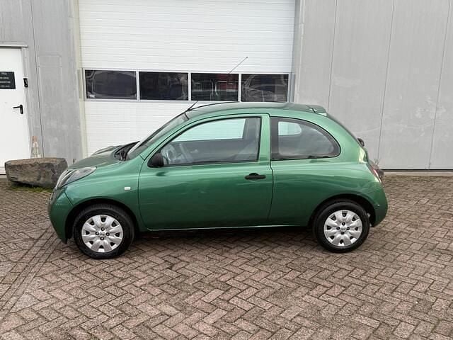 Groen Gebruikt 2003 Nissan Micra Visia Hatchback | € 1.650 (Eerlijke prijs) - Afbeelding 1/4