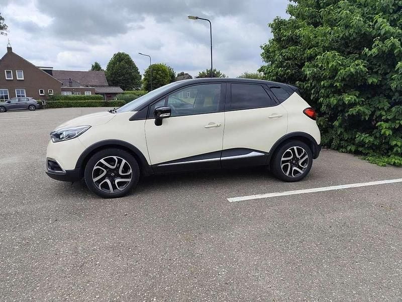 Wit Gebruikt 2014 Renault Captur SUV | € 9.000 (Goede deal) - Afbeelding 1/4