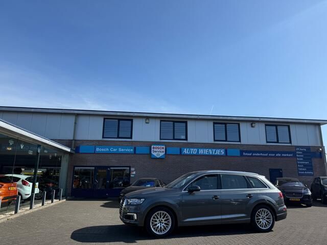 Grijs, metallic lak Gebruikt 2016 Audi Q7 S-Line SUV | € 27.950 (Eerlijke prijs) - Afbeelding 1/4
