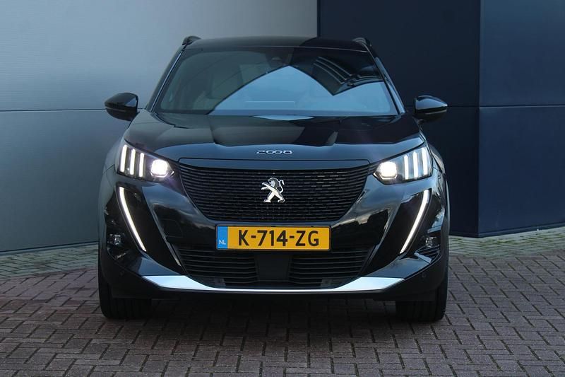 Occasion Peugeot e-2008 GT 100 kW (136 PK) 2021 Zwart SUV