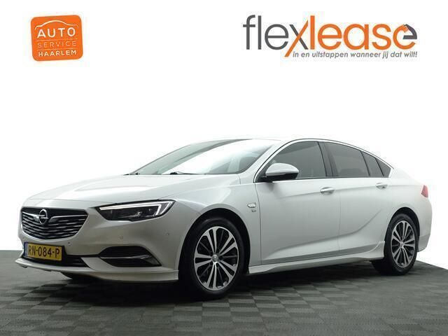 Wit metallic Gebruikt 2018 Opel Insignia OPC Hatchback | € 16.900 (Eerlijke prijs) - Afbeelding 1/4