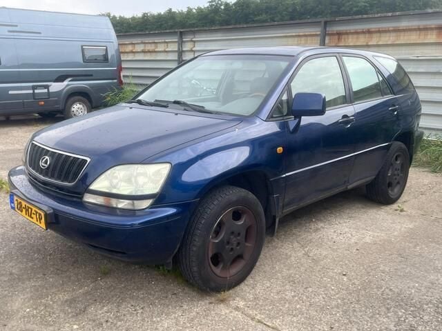 Blauw Occasion 2002 Lexus RX300 Executive Line SUV | € 3.750 (Eerlijke prijs) - Afbeelding 1/4