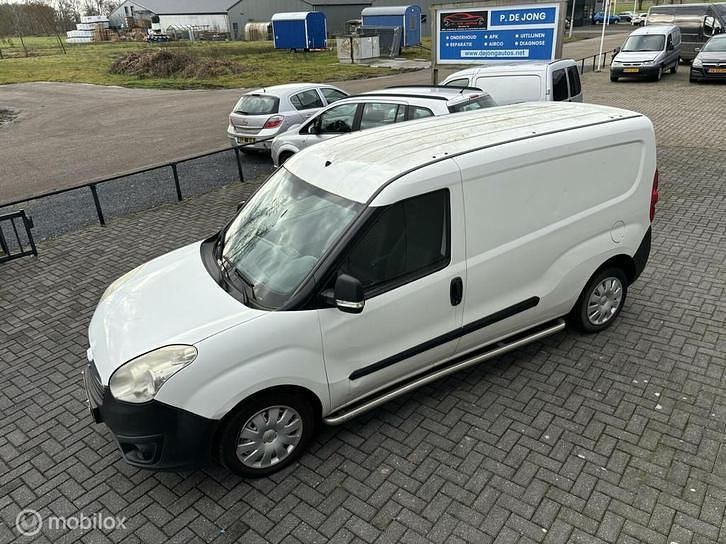 Occasion Opel Combo 88 PK (64 kW) 2013 Wit Sedan