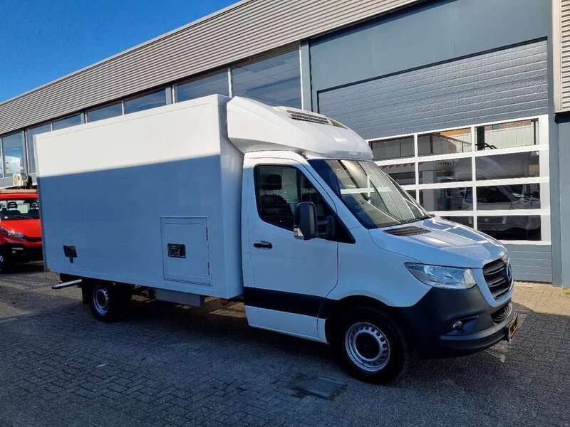 Wit Gebruikt 2021 Mercedes Sprinter Van | € 24.950 - Afbeelding 1/4