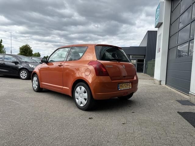 Afbeelding 2/4