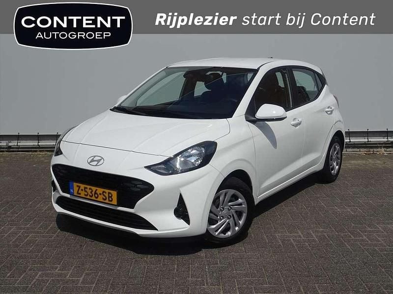 Wit Gebruikt 2024 Hyundai i10 Comfort Hatchback | € 14.940 (Goede deal) - Afbeelding 1/4