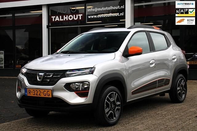 Grijs Gebruikt 2022 Dacia Spring Comfort Plus Hatchback | € 9.950 (Goede deal) - Afbeelding 1/4