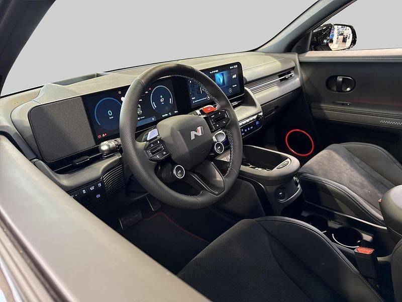 Nieuw Hyundai Ioniq 5 478 kW (650 PK) 2026 Zwart SUV