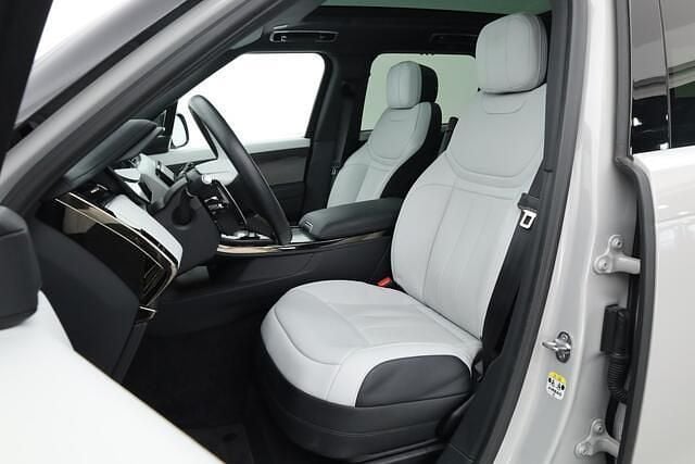 Occasion Land Rover Range Rover Sport HSE Dynamic 400 PK (294 kW) 2025 Grijs (metallic) SUV