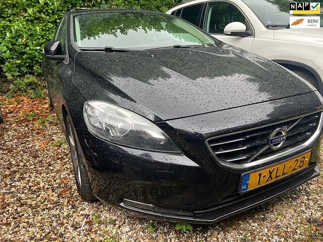 Zwart Gebruikt 2014 Volvo V40 Business Edition Stationwagen | € 5.700 (Eerlijke prijs) - Afbeelding 1/3