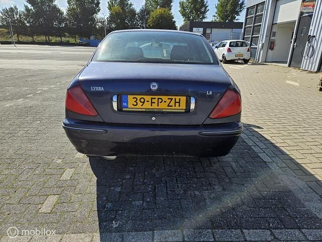 Afbeelding 4/4