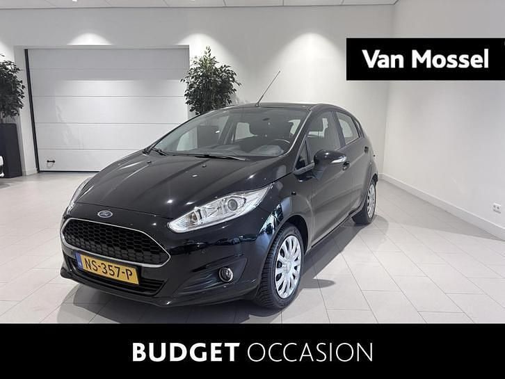 Zwart Occasion 2017 Ford Fiesta Style Hatchback | € 8.900 (Eerlijke prijs) - Afbeelding 1/4