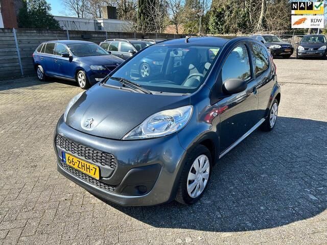 Grijs Gebruikt 2012 Peugeot 107 Hatchback | € 3.450 (Eerlijke prijs) - Afbeelding 1/4
