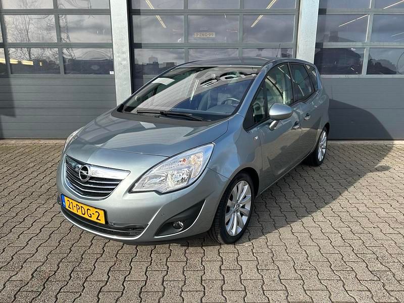 Grijs Gebruikt 2010 Opel Meriva Cosmo MPV | € 7.830 (Duur) - Afbeelding 1/4