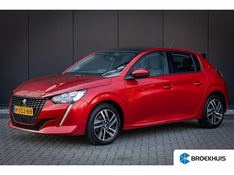 Rood Occasion 2020 Peugeot 208 Allure Hatchback | € 16.395 (Eerlijke prijs) - Afbeelding 1/4