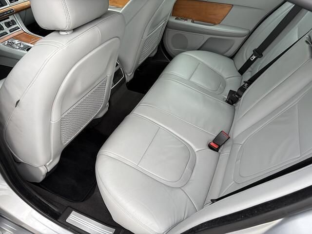 Occasion Jaguar XF Business Edition 275 PK (202 kW) 2012 Grijs Sedan