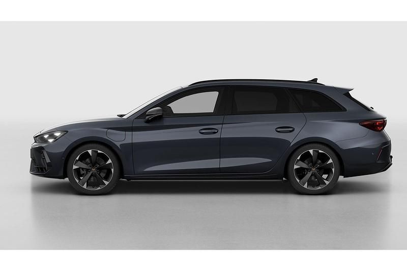 Nieuw Cupra Leon 2026 Magnetic tech metallic Stationwagen