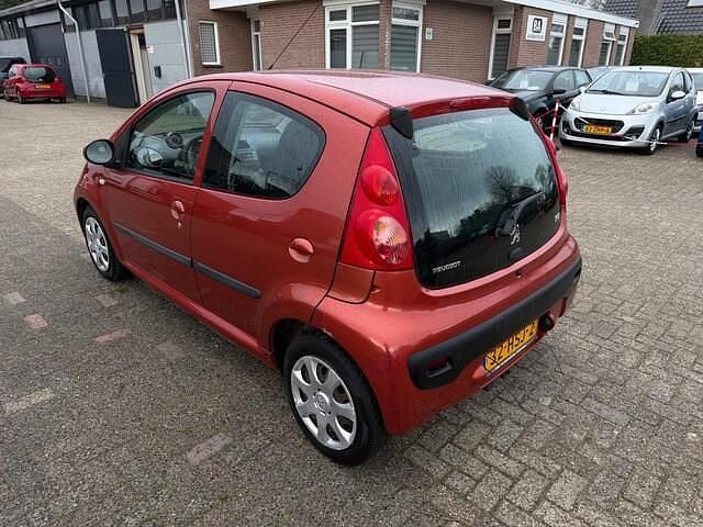 Occasion Peugeot 107 68 PK (50 kW) 2009 Oranje Hatchback