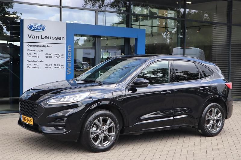 Zwart Gebruikt 2024 Ford Kuga ST-Line SUV | € 32.800 (Iets duurder) - Afbeelding 1/4