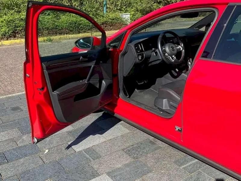 Occasion 2018 VW Golf GTI Sedan | € 18.560 - Afbeelding 1/4