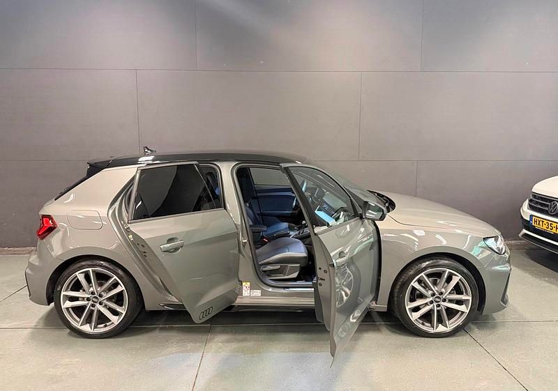 Occasion Audi A1 Sportback S-Line 2026 Grijs Hatchback