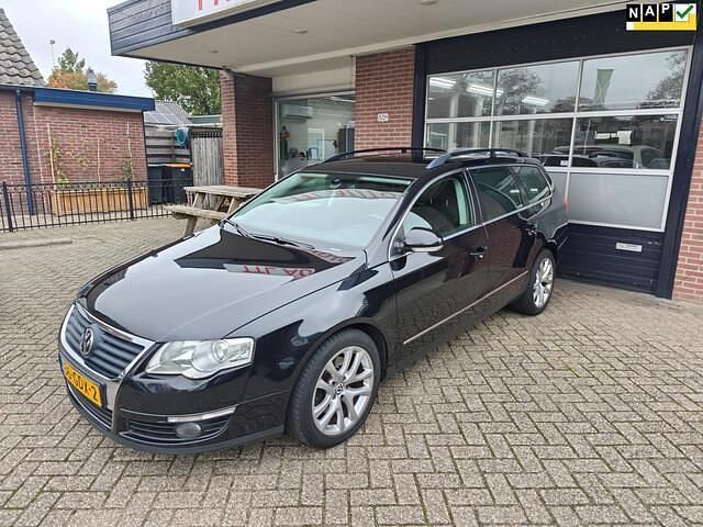 Zwart Gebruikt 2008 VW Passat Comfortline Stationwagen | € 2.945 (Eerlijke prijs) - Afbeelding 1/4