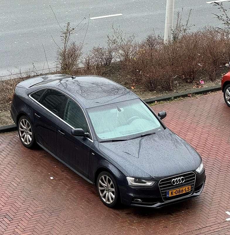 Occasion Audi A4 Proline 220 PK (161 kW) 2014 Blauw Sedan