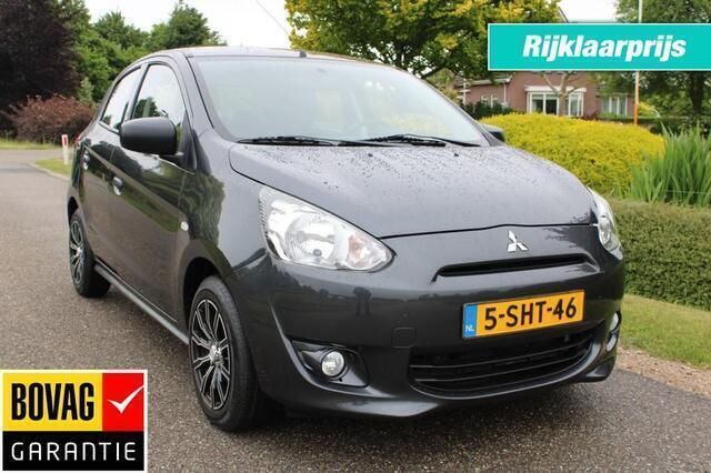 Grijs Gebruikt 2013 Mitsubishi Space Star Inform Hatchback | € 6.650 (Eerlijke prijs) - Afbeelding 1/4