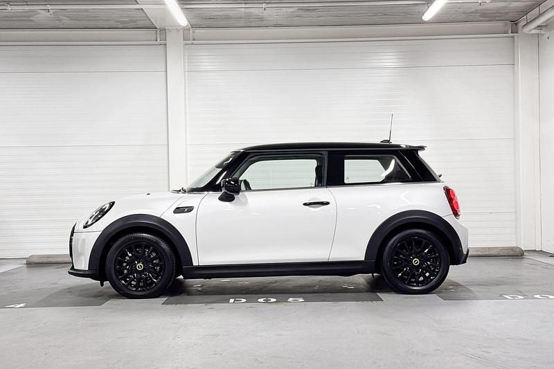 Occasion Mini Cooper 135 kW (184 PK) 2023 Nanuq white (c6a) (licht wit) Hatchback
